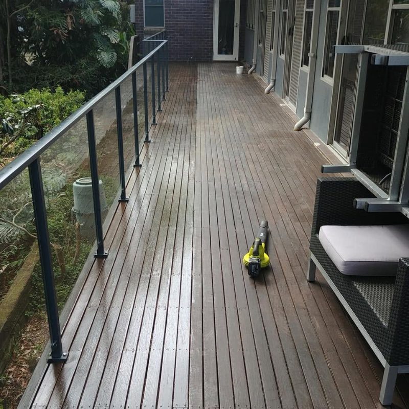 Deck Staining in Lismore